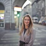 Ce reprezintă dreptul la participare în procesele de luare a deciziilor politice?